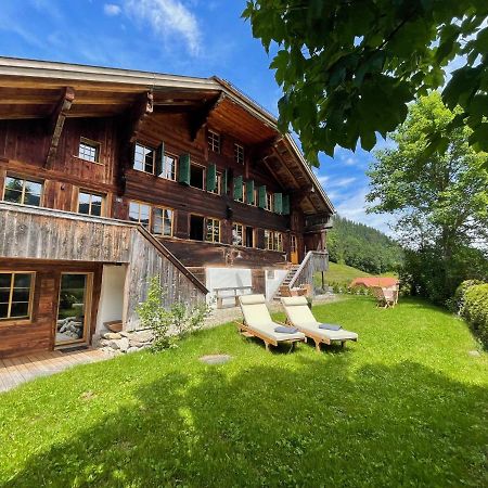 Alpen Charme - Chalet D'Hotes Et Spa Bed & Breakfast Gsteig Exterior foto