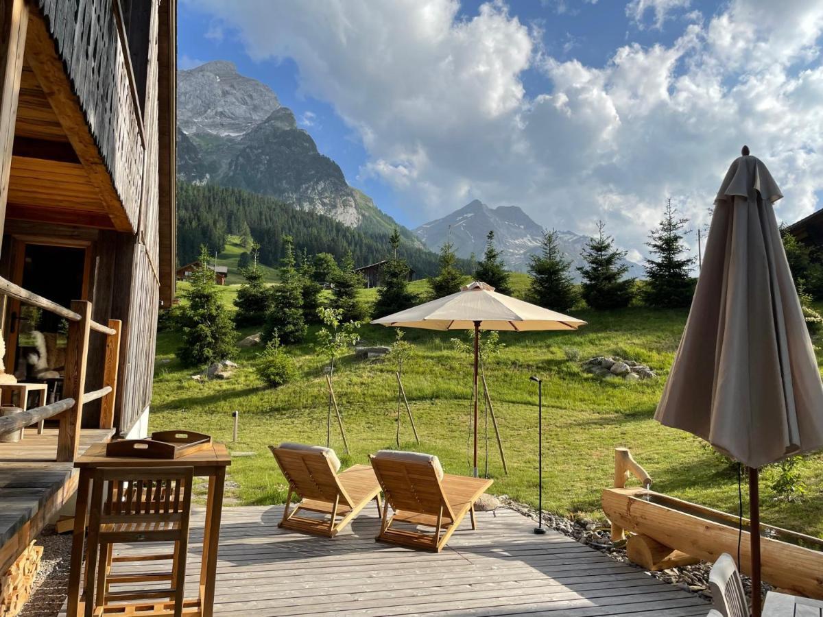 Alpen Charme - Chalet D'Hotes Et Spa Bed & Breakfast Gsteig Exterior foto