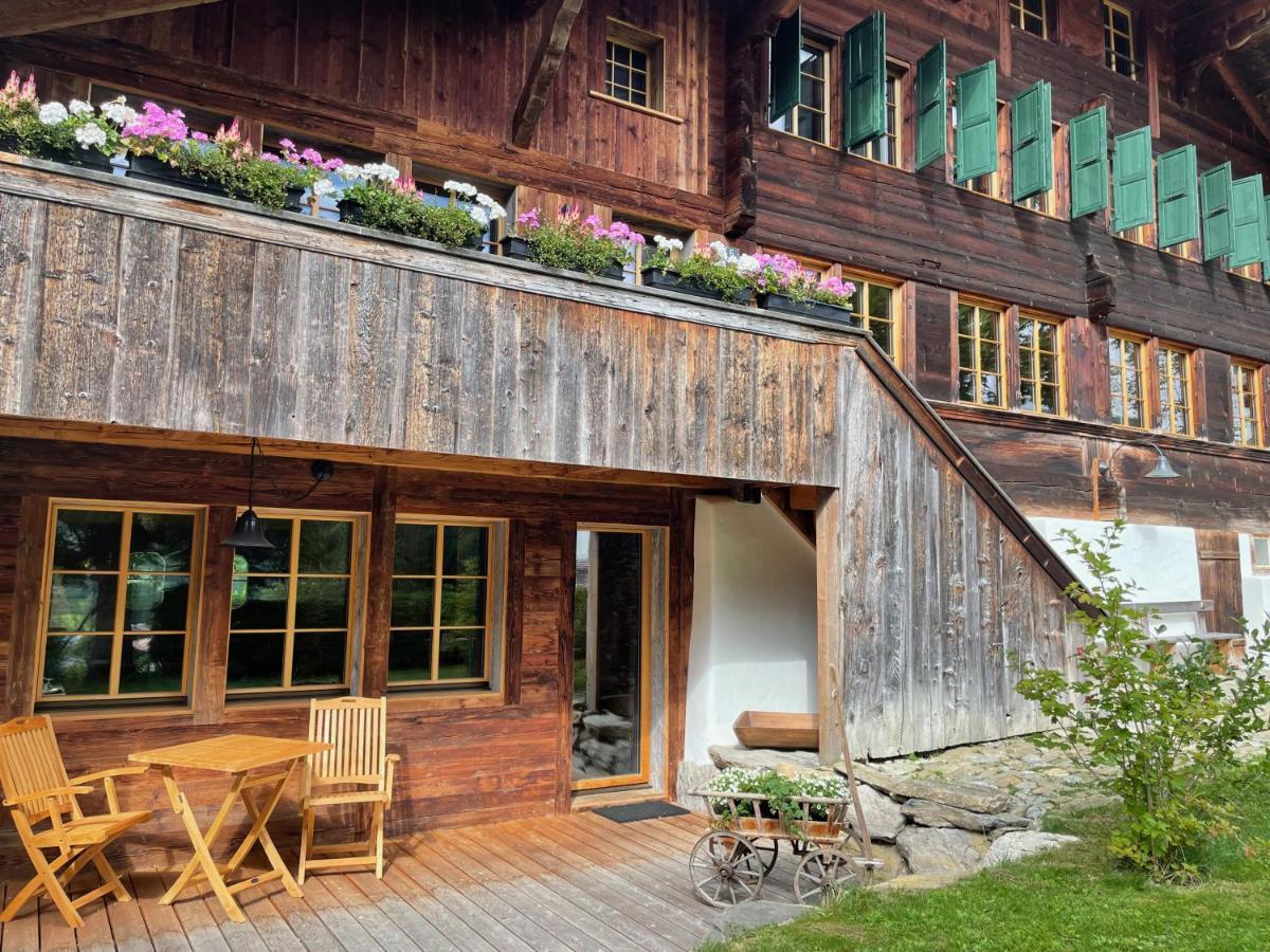 Alpen Charme - Chalet D'Hotes Et Spa Bed & Breakfast Gsteig Exterior foto